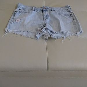 Old Navy Light Blue Distressed Women Shorts